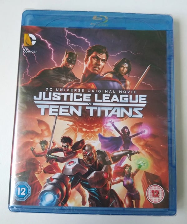 Justice League Vs Teen Titans (Bluray, 2016) Brand New