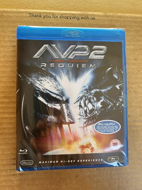 Aliens Vs Predator (AVP2) Reg B Bluray Brand New