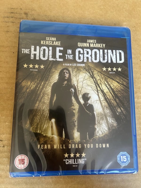 The Hole in the Ground (2019) Rare Blu Ray Scary Horror Brand New