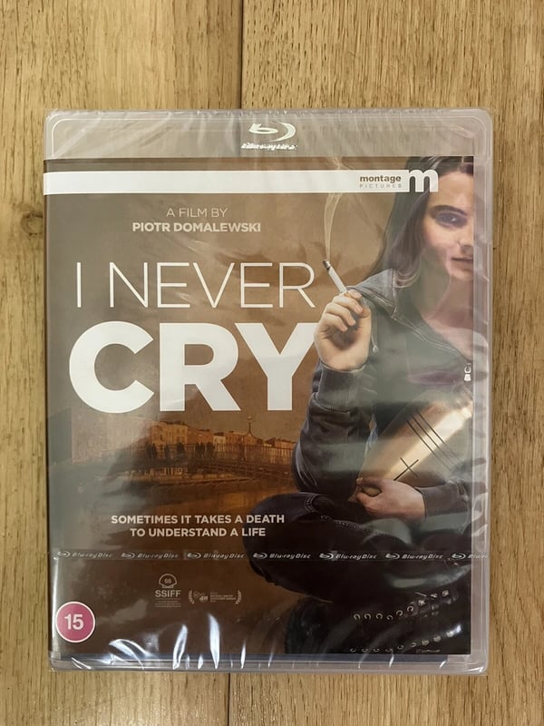 I Never Cry Blu Ray w/ Limited Booklet Eureka Masters Cinema / Montage Brand New