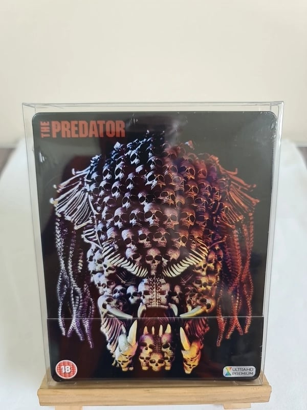 THE PREDATOR 4K UHD BLURAY STEELBOOK, PLUS PROTECTOR CASE Brand New THE PREDATOR 4K UHD BLURAY STEELBOOK, PLUS PROTECTOR CASE Brand New