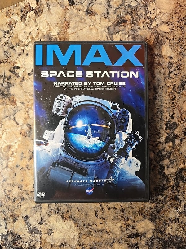 IMAX Space Station: NASA Dokumentar fortalt af Tom Cruise (DVD) IMAX Space Station: NASA Dokumentar fortalt af Tom Cruise (DVD)