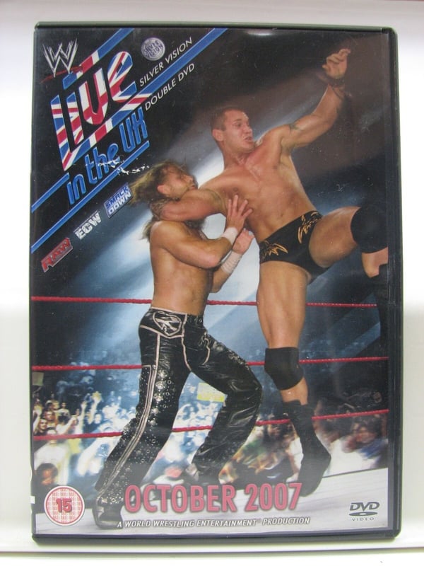 WWE Live in the U.K. (2007) – Paini-DVD