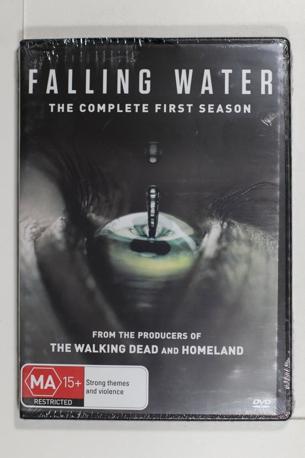 Falling Water - Sæson 1 (Walking Dead DVD)