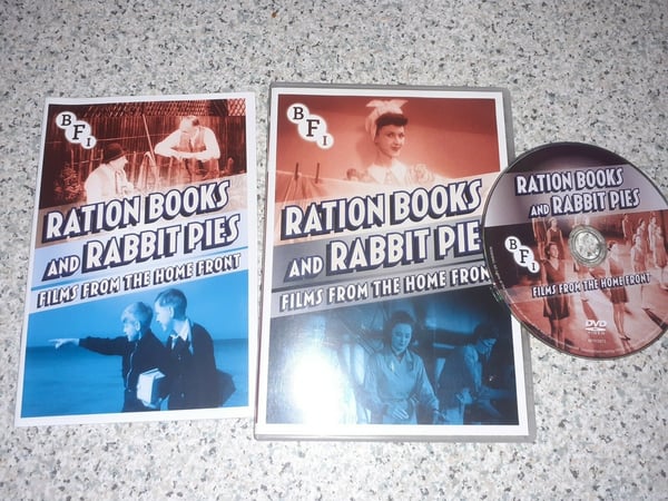 Ration Books & Rabbit Pies: Filmer fra Hjemmefronten DVD med hefte