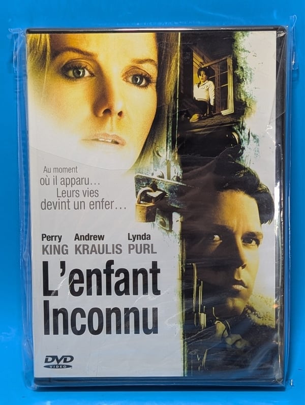 L'Enfant inconnu / Stranger at the Door DVD L'Enfant inconnu / Stranger at the Door DVD