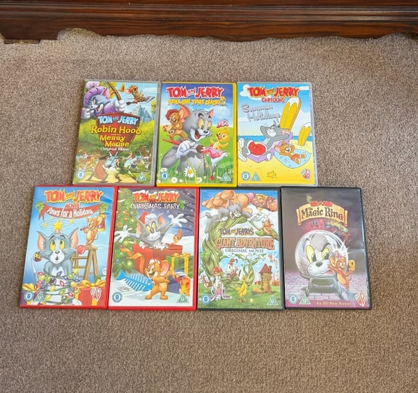 7 x Tom & Jerry & Mer Robin Hood DVD-kokoelma