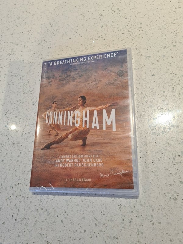 Cunningham med Ashley Chen DVD