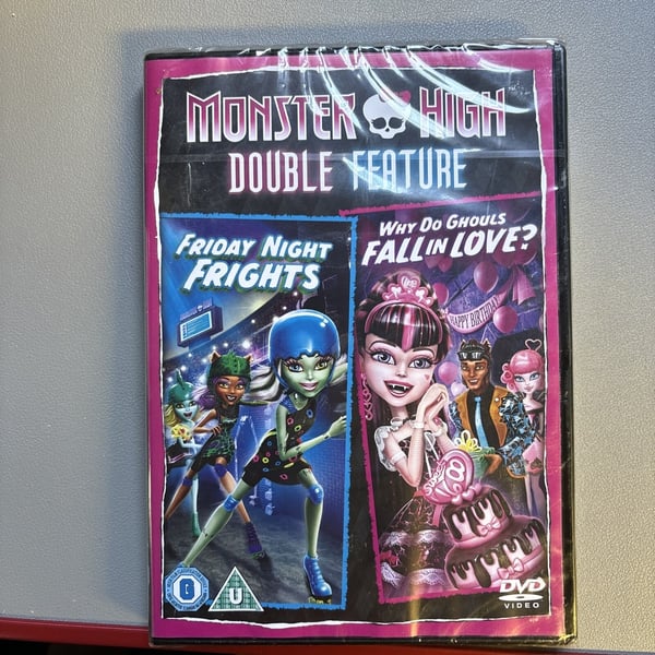 Monster High: Friday Night Frights / Why Do Ghouls Fall In Love? DVD