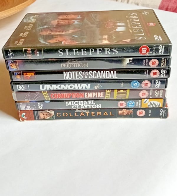 8 x Politiska DVD-filmer - Dokumentärer och dramer