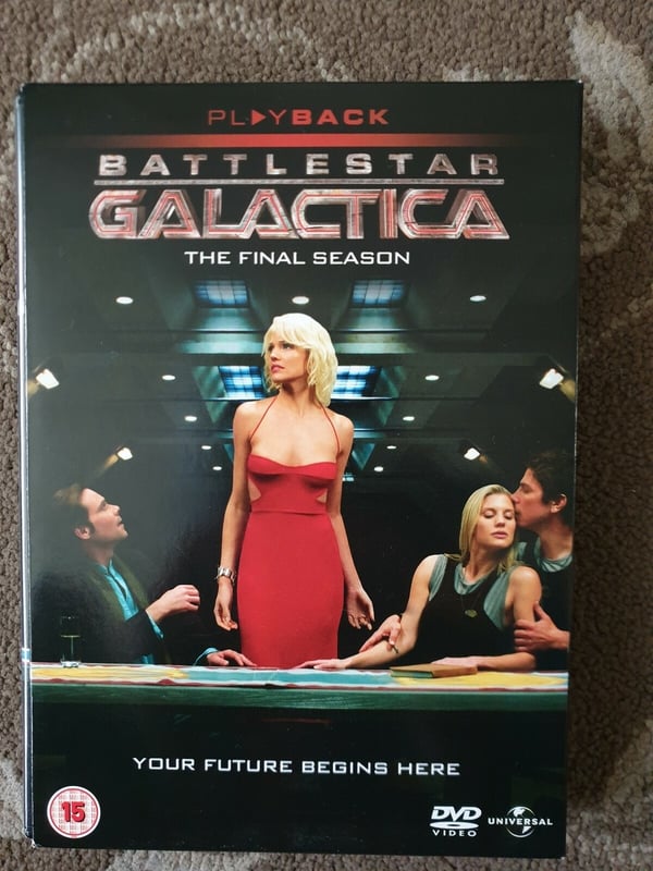 Battlestar Galactica - Viimeinen kausi DVD + 4 taidekorttia