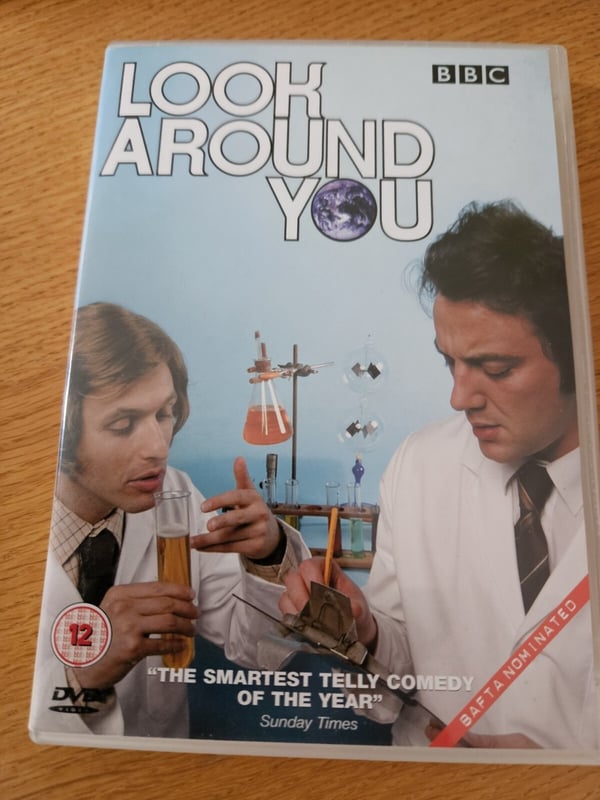 LOOK AROUND YOU – Sarja 1 (Komedia) DVD