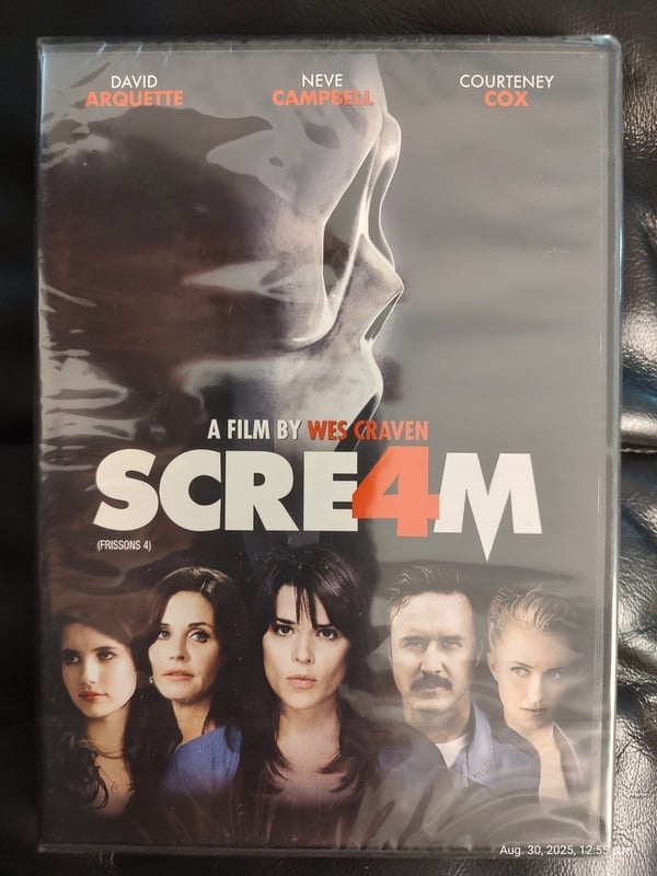 Scream 4 (2011) DVD – Med Neve Campbell
