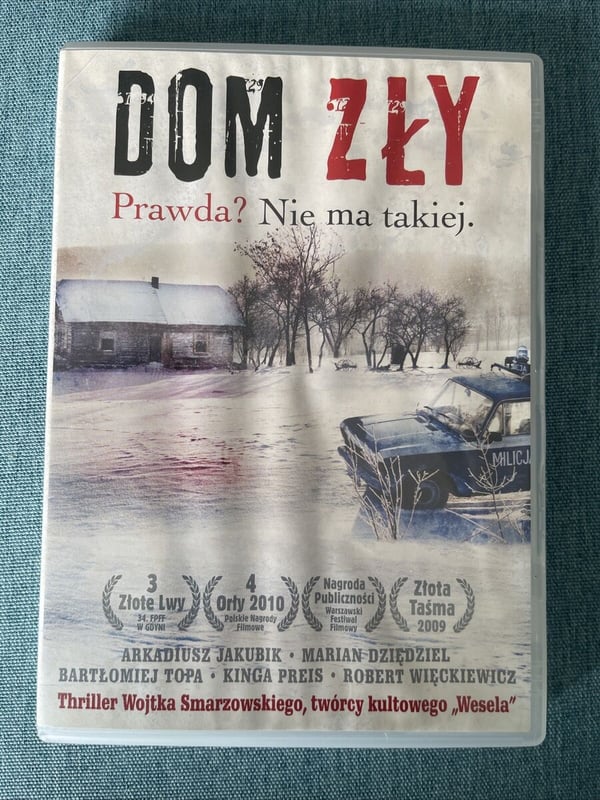 Dom Zly (The Dark House) – Tuonti-DVD Dom Zly (The Dark House) – Tuonti-DVD
