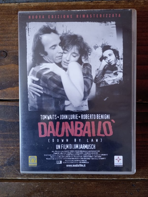 Daunbailo (1986) – Jim Jarmusch, Benigni DVD med hefte
