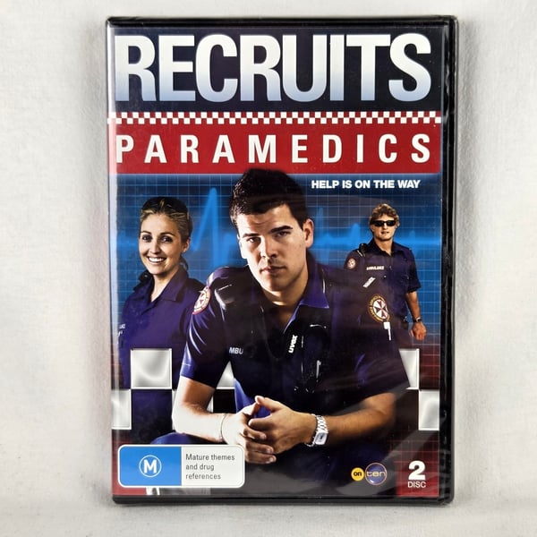 Recruits Paramedics: Help Is On The Way - DVD
