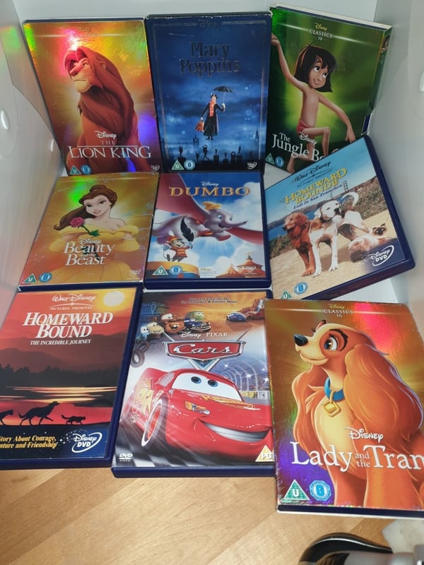 Disney DVD-paket: 9 barnfilmer – En rolig presentidé (Begagnad)