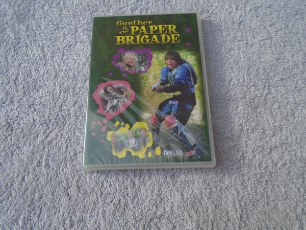 Gunther & The Paper Brigade (DVD)