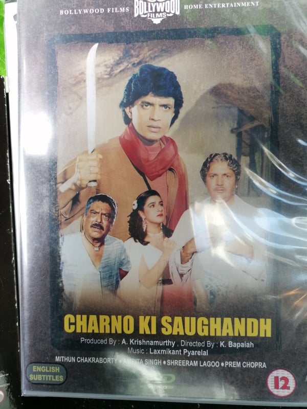Charno Ki Saughandh (1988) – Bollywood DVD med engelske undertekster