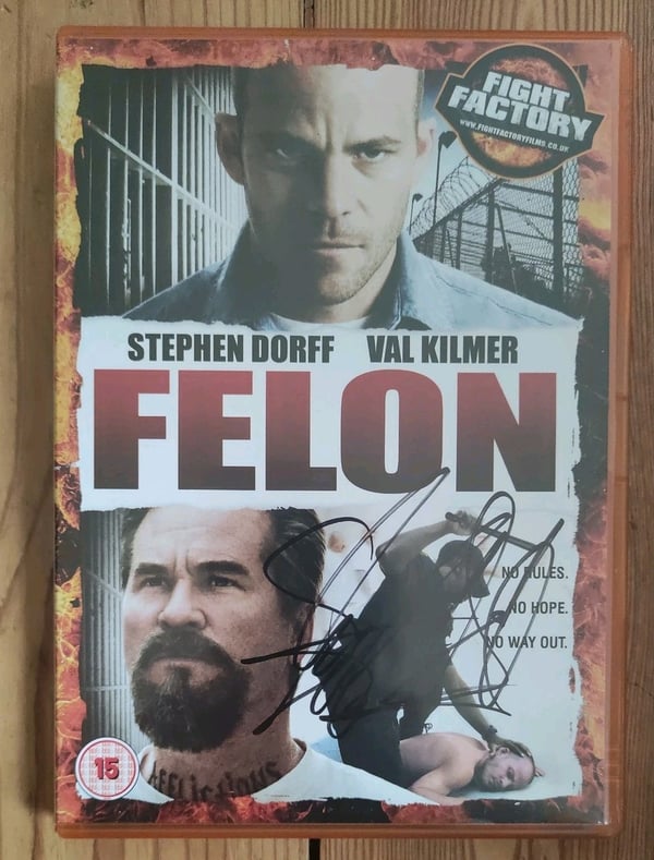 Felon DVD (2008) - Käsin signeerattu painos