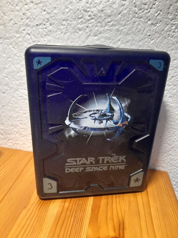 Star Trek Deep Space Nine: Kausi 3 Boksipaketti (Kova muovi) 7 DVD
