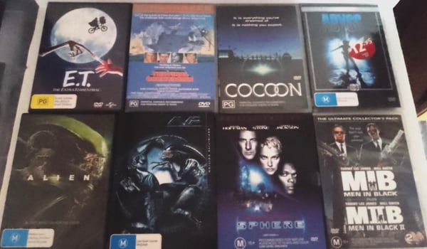 Science Fiction Filmpakke: Alien, E.T., Men in Black, Cocoon m.fl. DVD