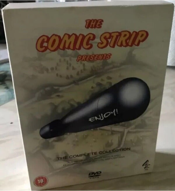 The Comic Strip Presents OOP RARE BOX SET Rik Mayall Kultkomedi DVD