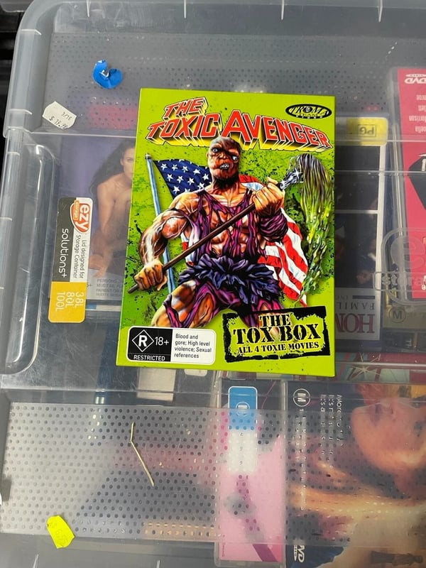The Toxic Avenger – Sjælden OOP DVD (T469)