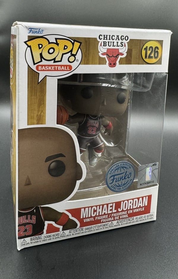 Funko Pop: Michael Jordan Chicago Bulls Pinstripe (#126) NBA, Basketball Brand New