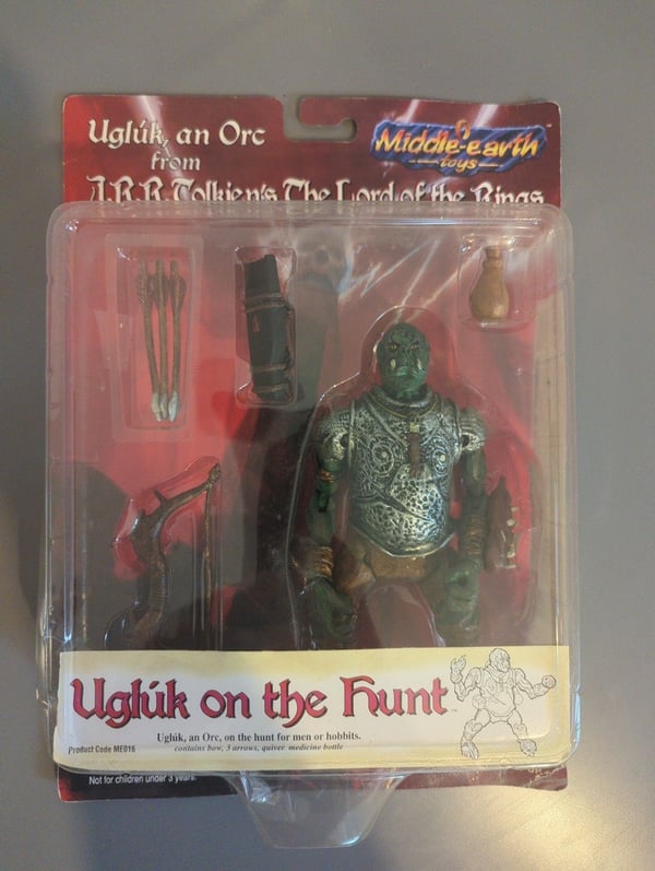 Middle Earth Toys UGL ON THE HUNT 1998 JRR Tolkien's The Lord Of The Rings Brand New