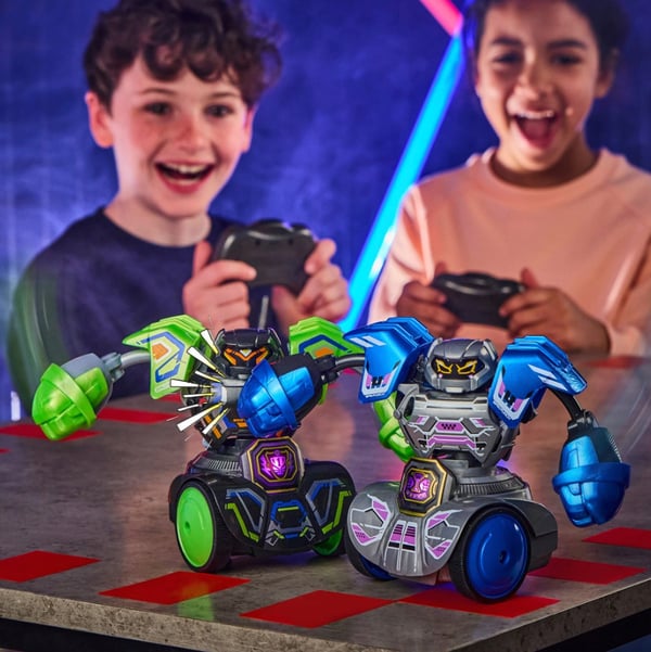 Robo Kombat Tornado Battle Twin Pack Remote Control Kids Childrens Fun Toy Gift Brand New