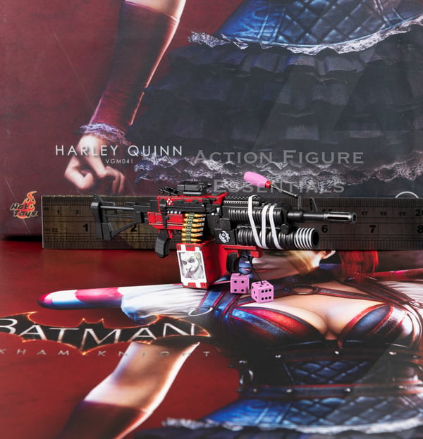 Hot Toys Harley Quinn Machine Gun 1/6 Scale Part: Batman Arkham Knight VGM041 Brand New