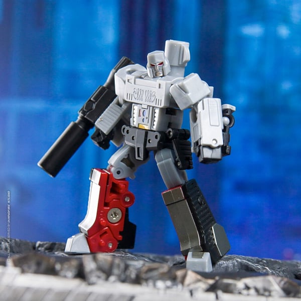 DRWu Extrme Warfare DW-E36X Figure Transformation model Small Scale Brand New DRWu Extrme Warfare DW-E36X Figure Transformation model Small Scale Brand New