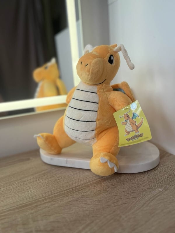 Pokemon Dragonite Plush Soft Toy 25cm Brand New