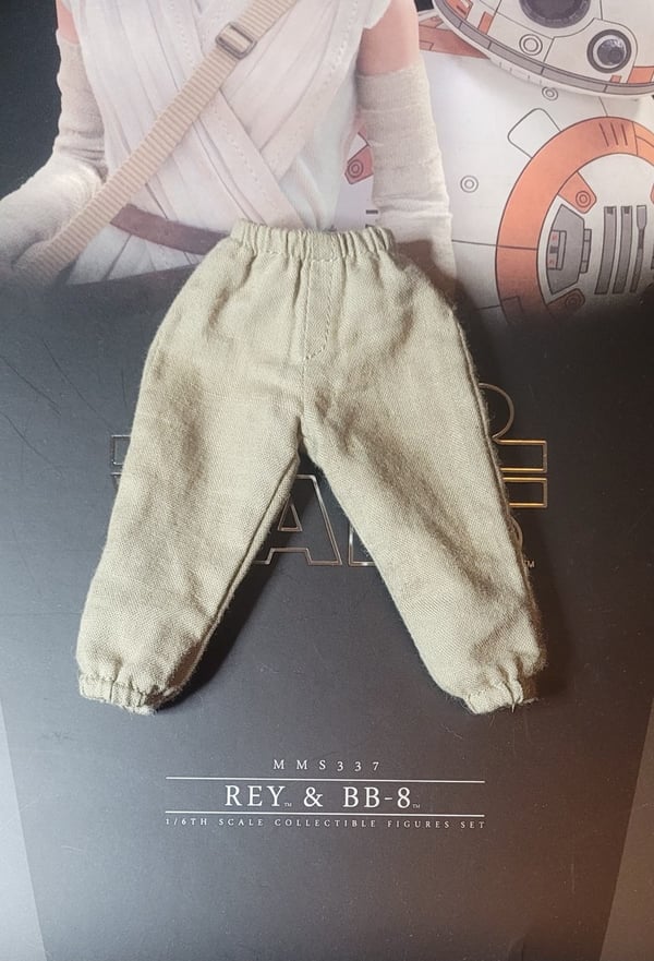 MMS337 1:6 Star Wars Hot Toys Rey 3/4 Trousers Pants Custom Kitbash 1/6 Brand New