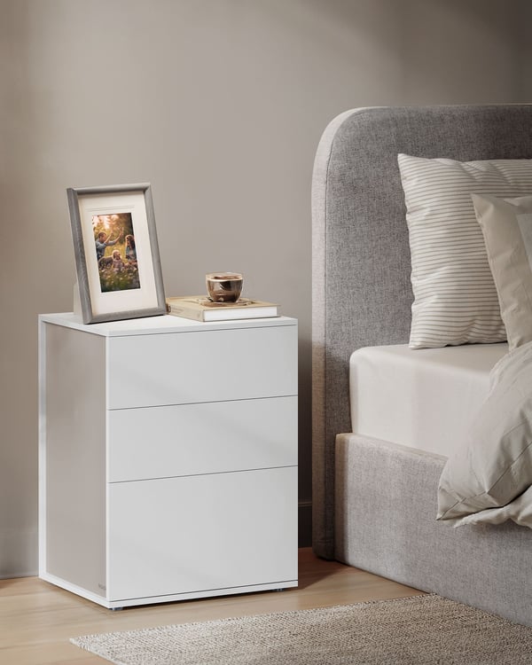 Superhurtig samling uden brug af værktøj, sengebord, natbord med 3 opbevaringsskuffer, sidebord, moderne minimalistisk, soveværelse, stue, mat hvid og
