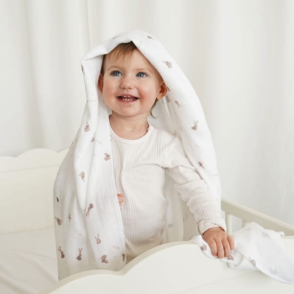 Muslin-svaddle 100x100 Beige Kaniner, Lullalove