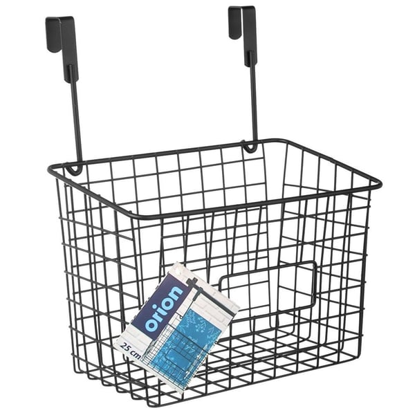 Hængende metal kurv til skabsdøre sort RADKA 25x16x30 cm