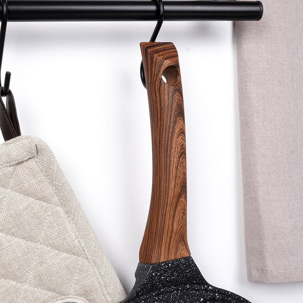 Pande til æg granit 7 huller BLACK&WOOD 26 cm
