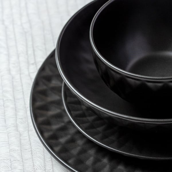 Sort keramisk desserttallerken SOHO 20 cm