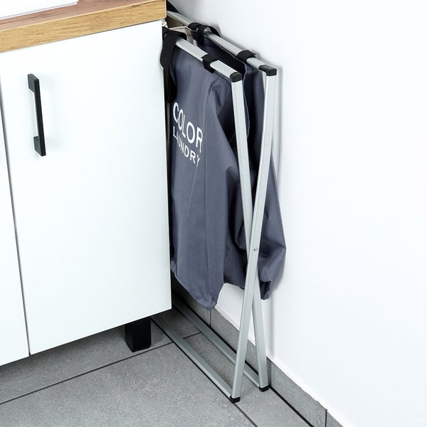 vikbar trefack tvättkorg 105 l