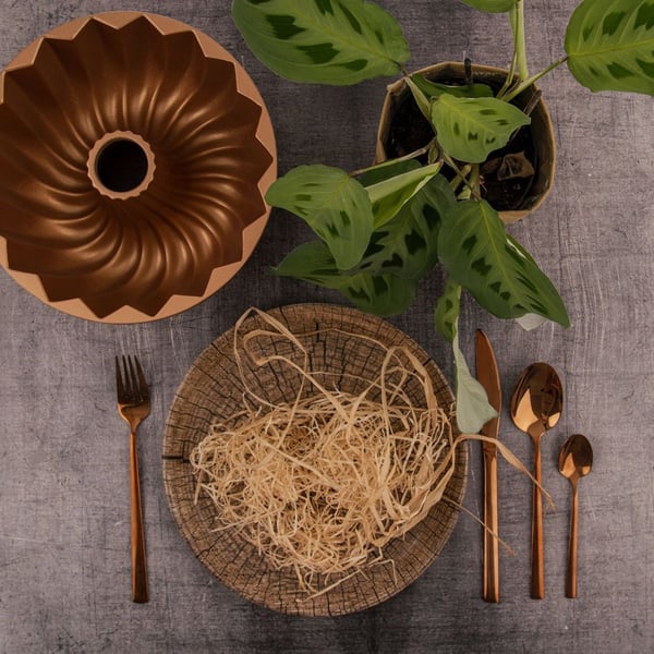 Bestickset i stål och koppar för 6 personer 24 delar