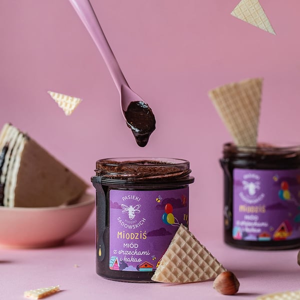 Miodziś - Hunajaa pähkinöillä ja kaakaolla 410 g + yllätys