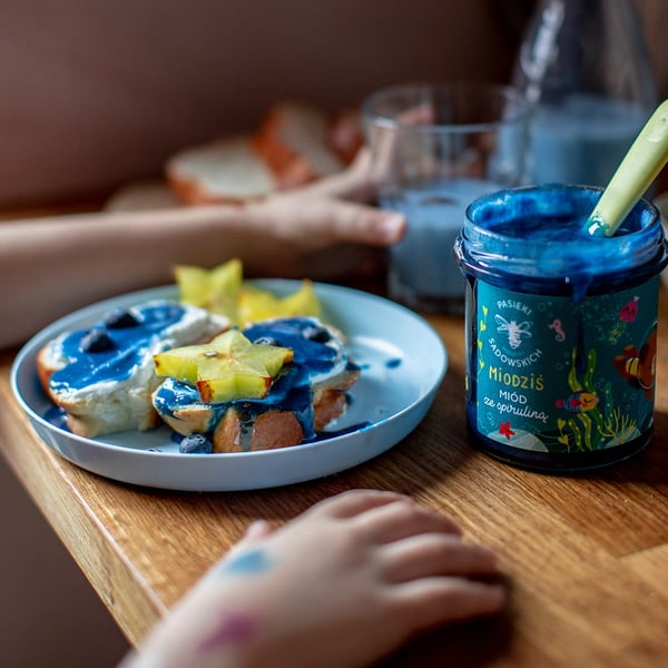 Miodziś - Hunaja spirulinalla 430 g + yllätys