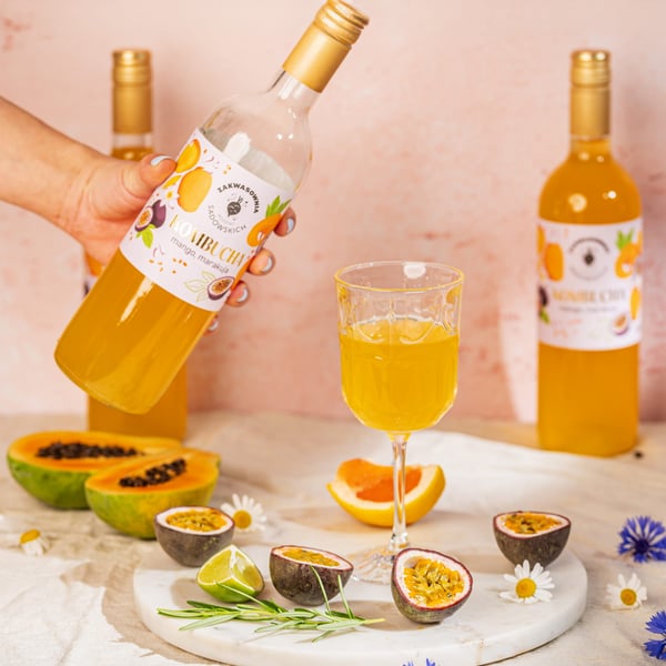 Mango- ja passionhedelmäkombucha