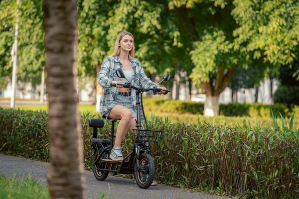 KuKirin C1 Pro | Elektrisk Sparkcykel med Säte - Motor 500W, Batteri 48V 26Ah, Däck 14", Dubbel Broms, 100 km, 45 km/h
