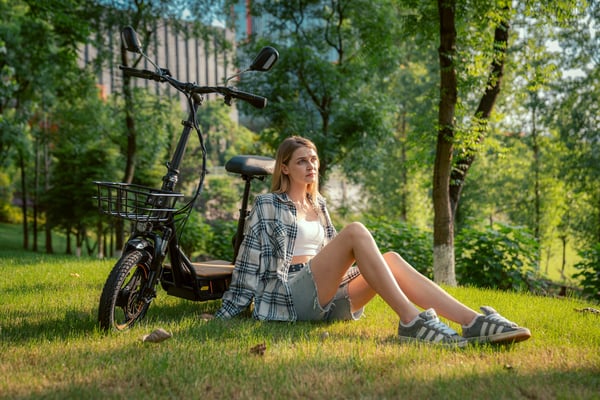 KuKirin C1 Pro | Elektrisk Sparkcykel med Säte - Motor 500W, Batteri 48V 26Ah, Däck 14", Dubbel Broms, 100 km, 45 km/h