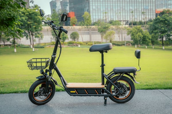 KuKirin C1 Pro | Elektrisk Sparkcykel med Säte - Motor 500W, Batteri 48V 26Ah, Däck 14", Dubbel Broms, 100 km, 45 km/h