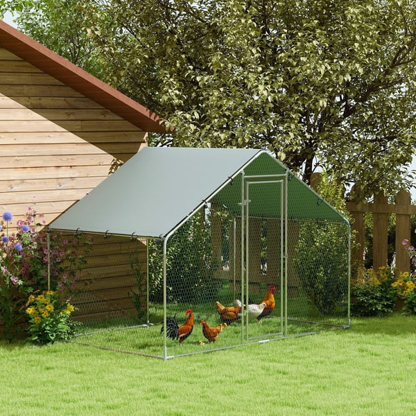 Chicken Run, 300x170x190 cm, Sølv