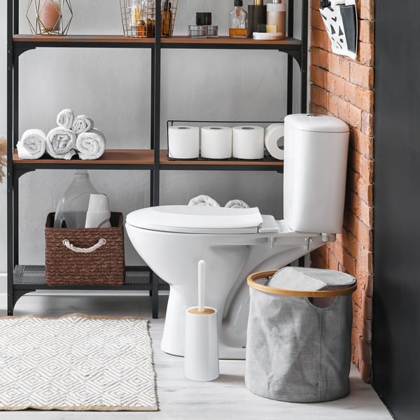 WC-harjasetti, 39x12 cm, muovi, bambu